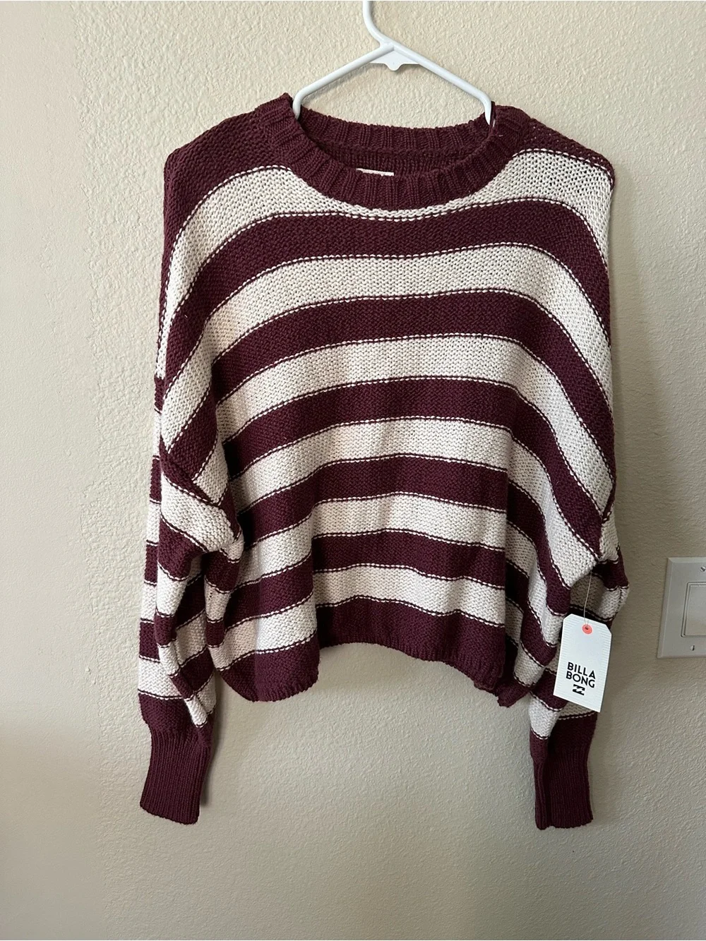 Billabong Women's Maroon and Cream Striped Knit Sweater size L/ NWT 1116